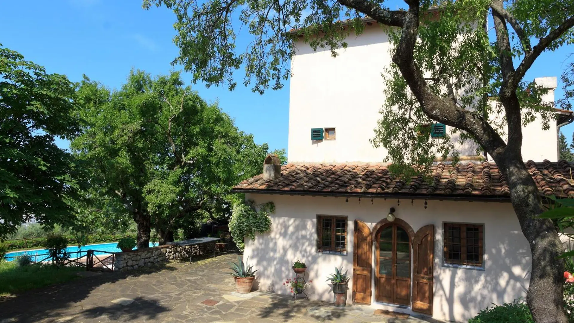 Villa Laura Calenzano