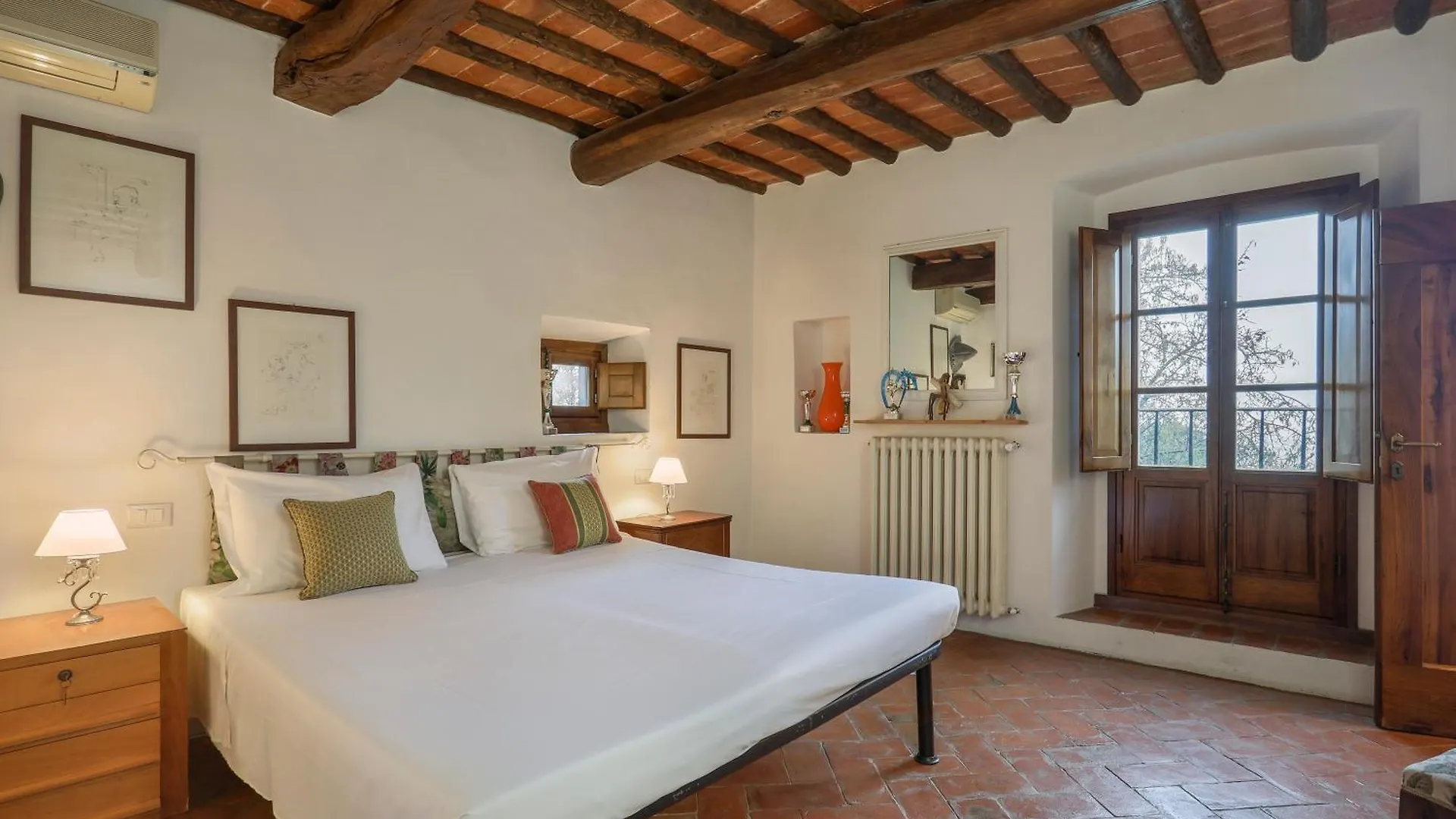 Villa Laura Calenzano