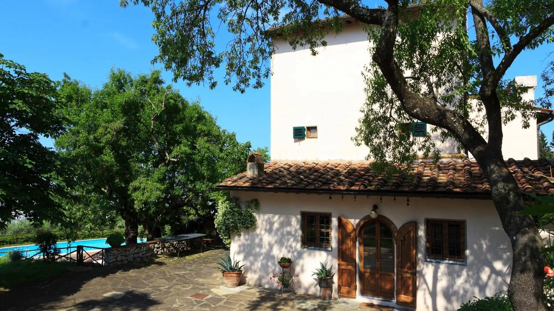 Villa Laura Calenzano